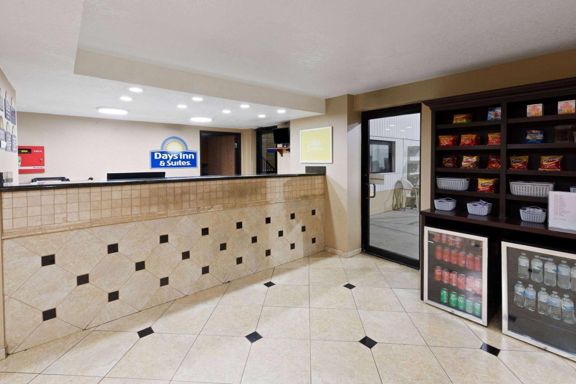 Days By Wyndham Hotel